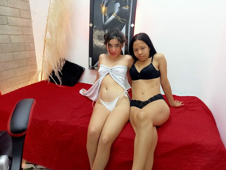 Webcam Nude with NatalyMarian